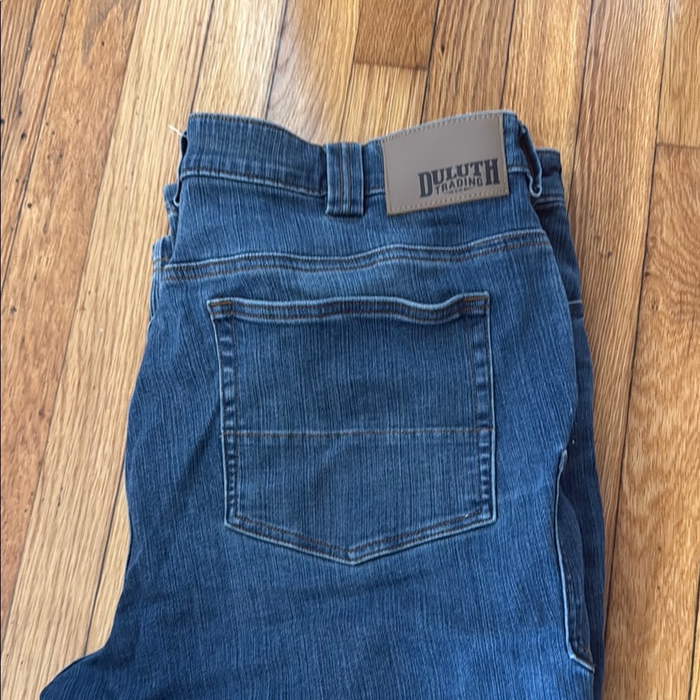 Duluth Trading Co Relaxed Blue Jeans Classic Comfort